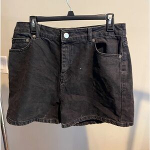 ASOS DESIGN Curve denim dad shorts in wash black